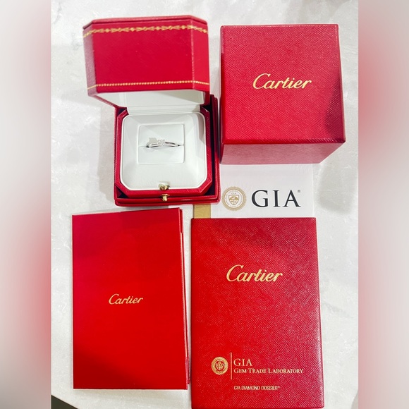 Cartier solitaire ring - Picture 2 of 7